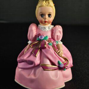 Hallmark, Cinderella 1995 Madame Alexander Keepsake Ornament. QX 6311